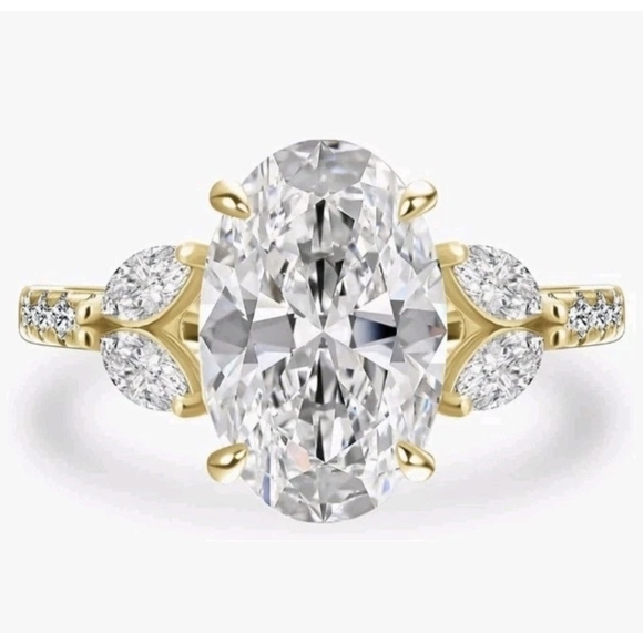 Maxine 3.5 Carat Oval Cut Engagement Ring 925 Silver Cubic Zirconia Gold Ring - Picture 2 of 12